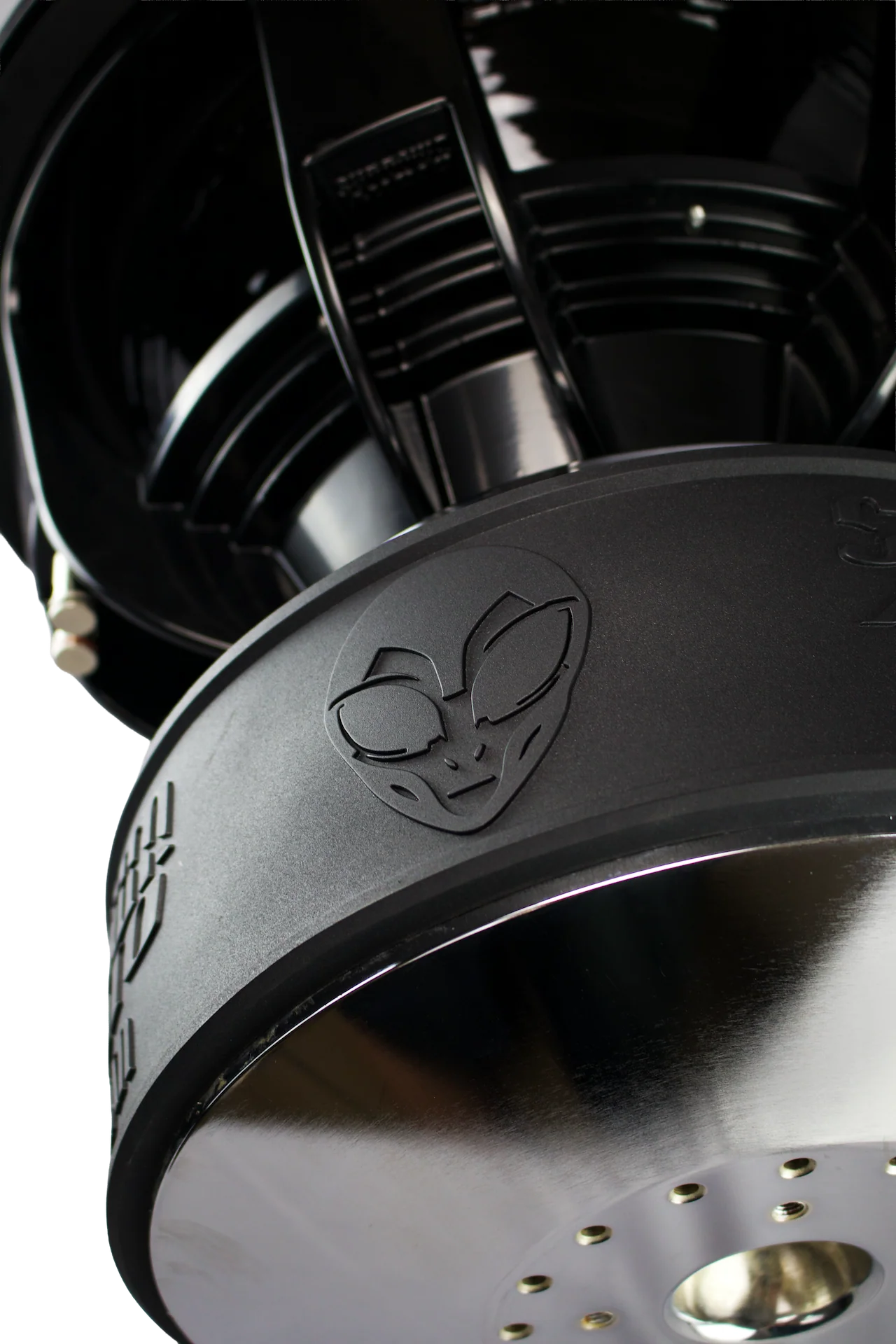 InHuman 18" 7500W Subwoofer - Image 19